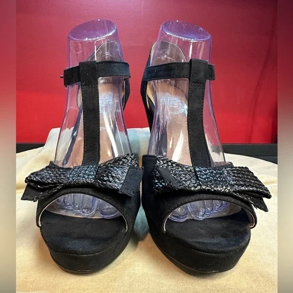 Crown Vintage Black 5.5” Wedge Heels Fabric Faux Suede With Bow Women’s Size 10M - Picture 12 of 12